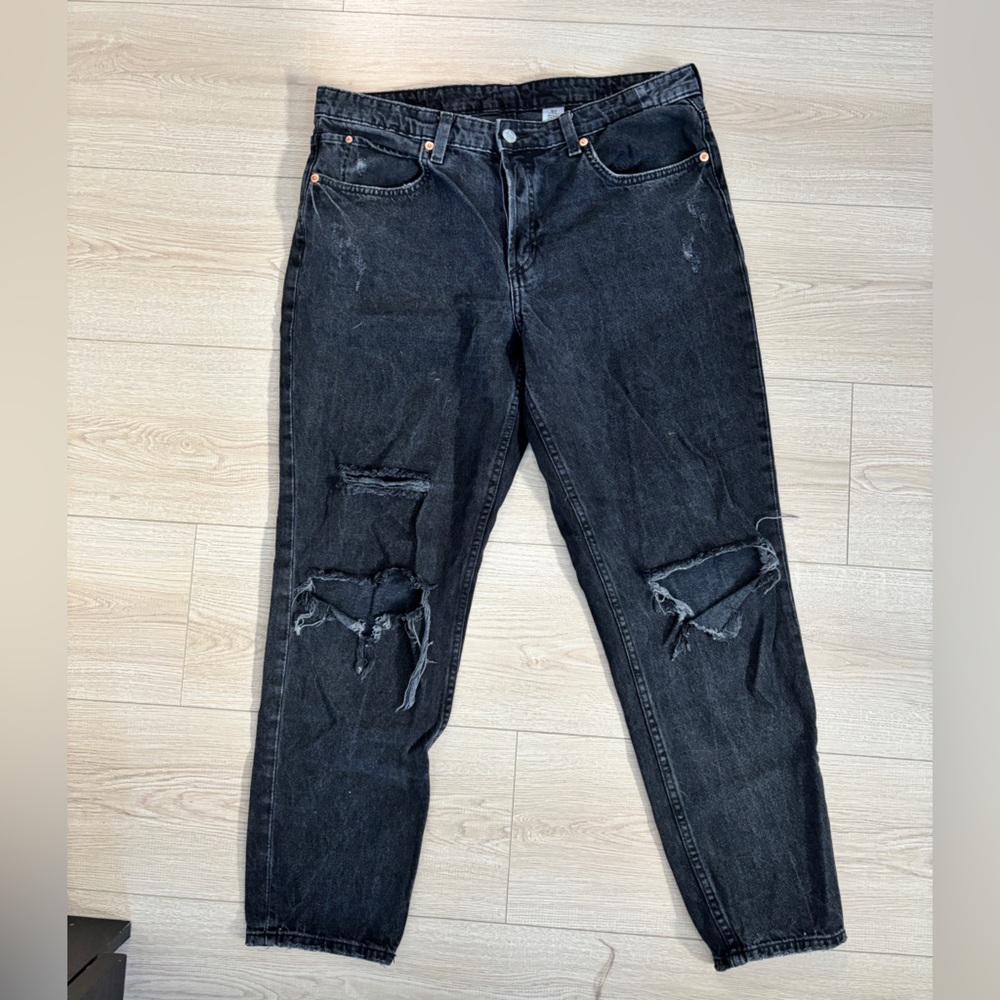 H&M Low Waist distressed Boyfriend Jean